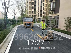 中穎道路劃線(xiàn)萬(wàn)科公園大道劃線(xiàn)項(xiàng)目順利竣工