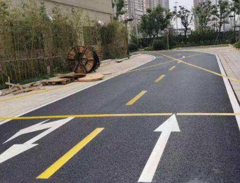 蘇州小區(qū)道路劃線哪家好？推薦江蘇中穎