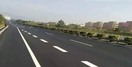 蘇州道路劃線施工如何進(jìn)程操控？