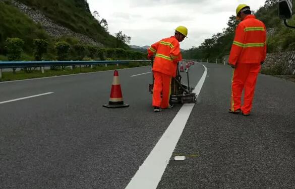 蘇州道路劃線公司施工水平要達(dá)到哪種標(biāo)準(zhǔn)？