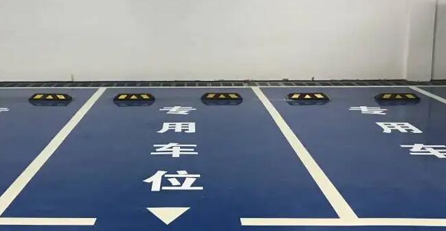 蘇州停車場劃線公司交通標(biāo)志桿安裝時的注意事項？