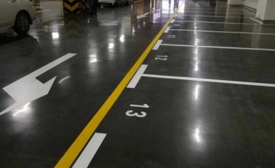蘇州地下車庫劃線施工防明火注意保持通風(fēng)？